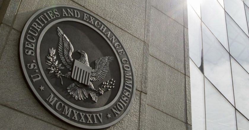 ABD Menkul Kıymetler Borsası Komisyonu'nun (SEC) spot Bitcoin ETF'lerini onaylaması ne anlama geliyor?