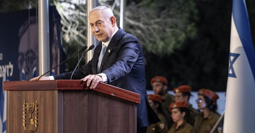 Netanyahu, İsrail'in İran ve müttefikleriyle “çok cepheli bir savaşa” giriştiğini söyledi