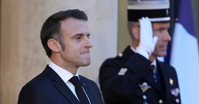 Yeni başbakanı Macron belirleyecek: Hangi isimler anılacak?